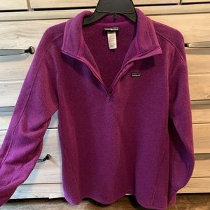 Ladies Patagonia 1/2 zip pullover